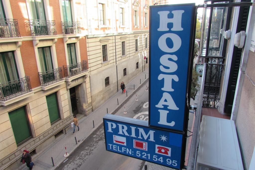 Hostal Prim Madrid Bagian luar foto